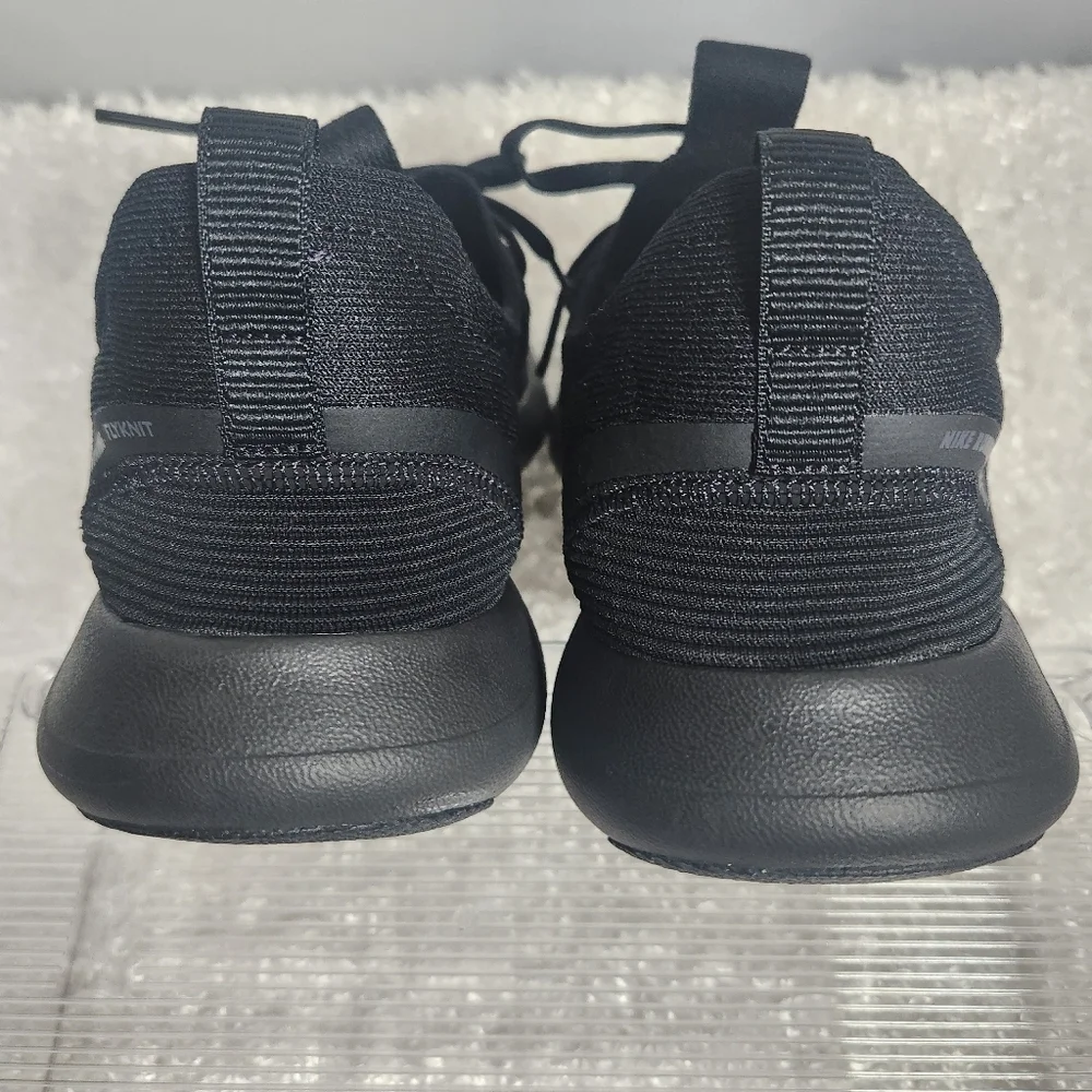 Nike Black Athletic Shoes with Sleek Design